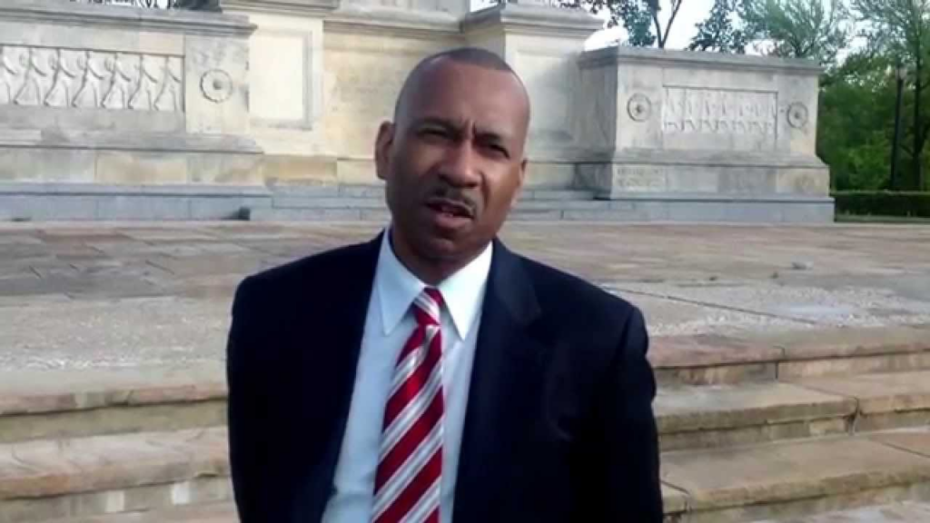 Maddrey Accuser’s Lawyer Exposed: Epps’ lawyer Eric Sanders faces scrutiny over NYPD discipline, bankruptcy, contempt, and discrimination.